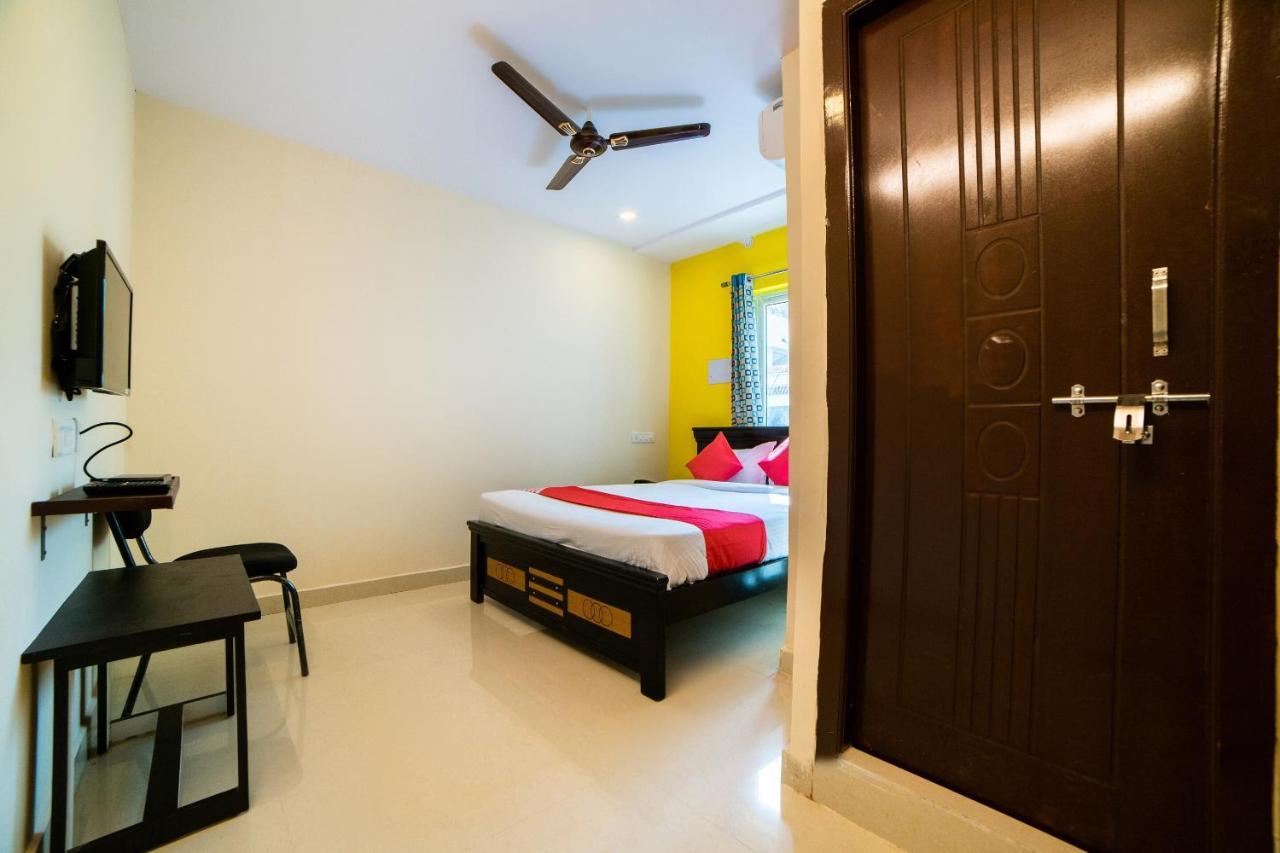 Super Hotel O White Ridge Sururnagar Экстерьер фото