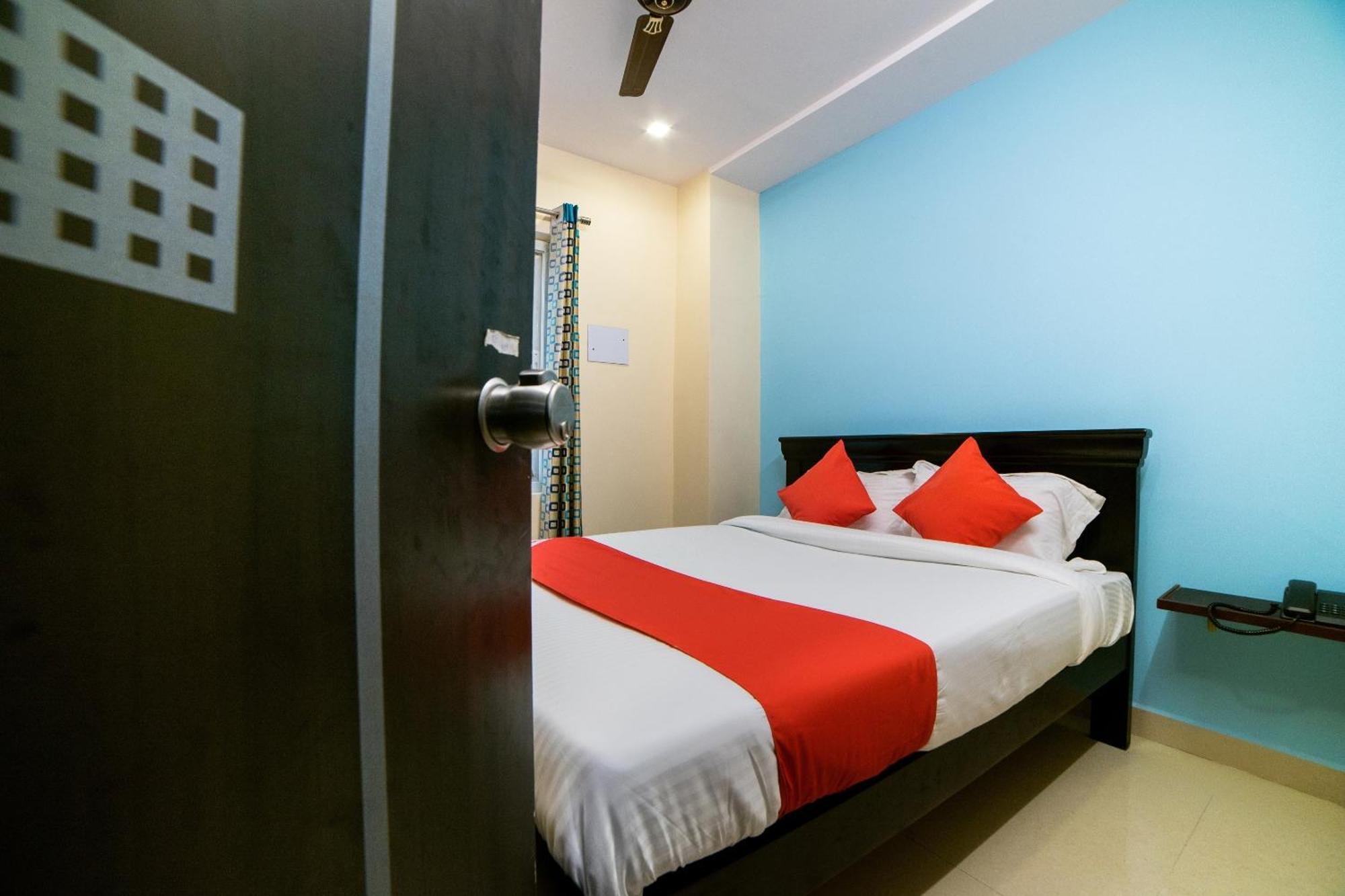 Super Hotel O White Ridge Sururnagar Экстерьер фото