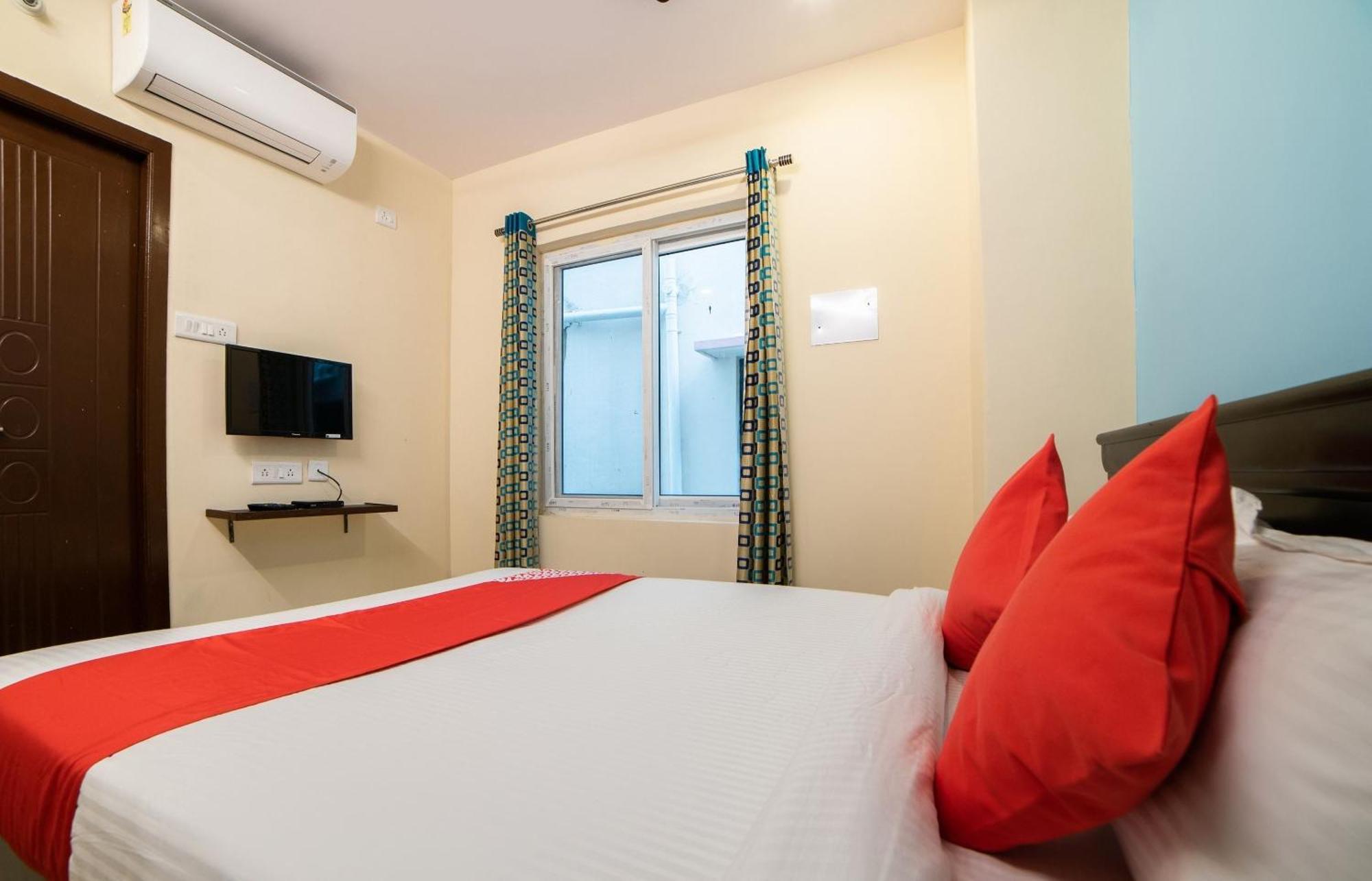 Super Hotel O White Ridge Sururnagar Экстерьер фото