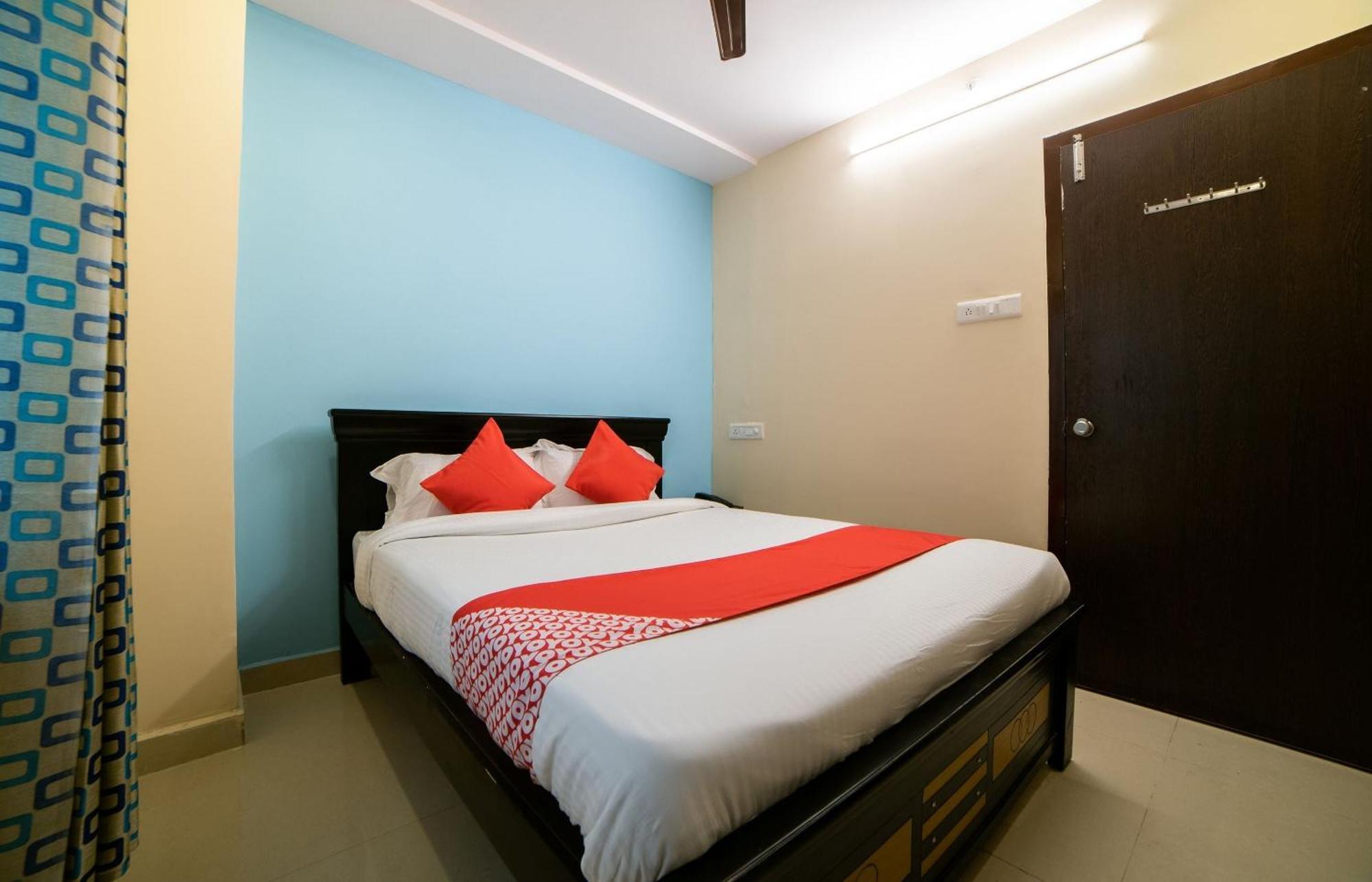 Super Hotel O White Ridge Sururnagar Экстерьер фото